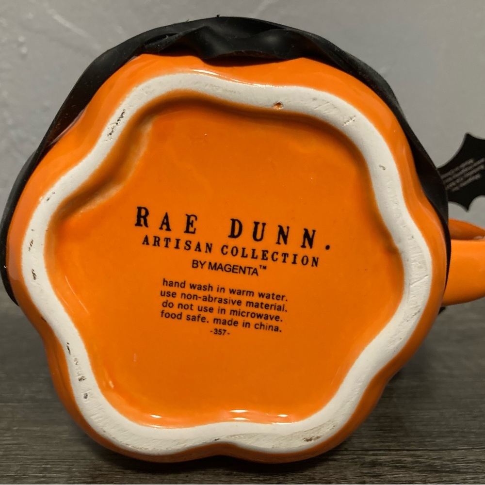 Rae Dunn Halloween Pumpkin Coffee Mug with Lid - Picture 4 of 7